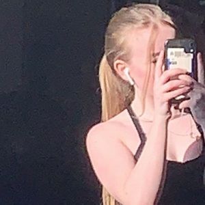 Meet your Posher, Amber